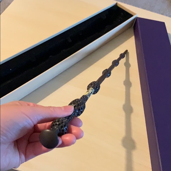 Harry Potter Wands ~ Dumbledore-2 - Picture 3 of 6